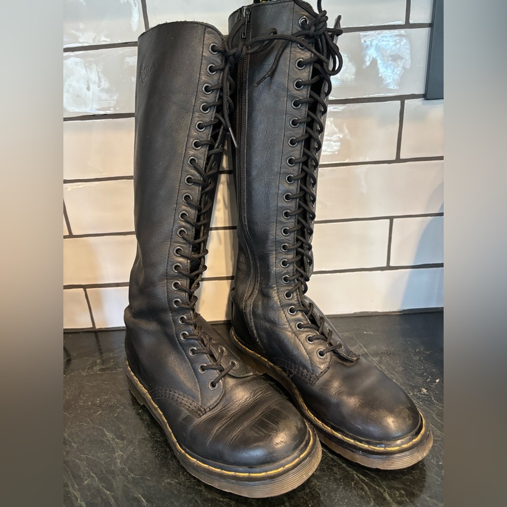 Dr Martens, 1B60, size 8, 20 hole knee high lace and zip up.